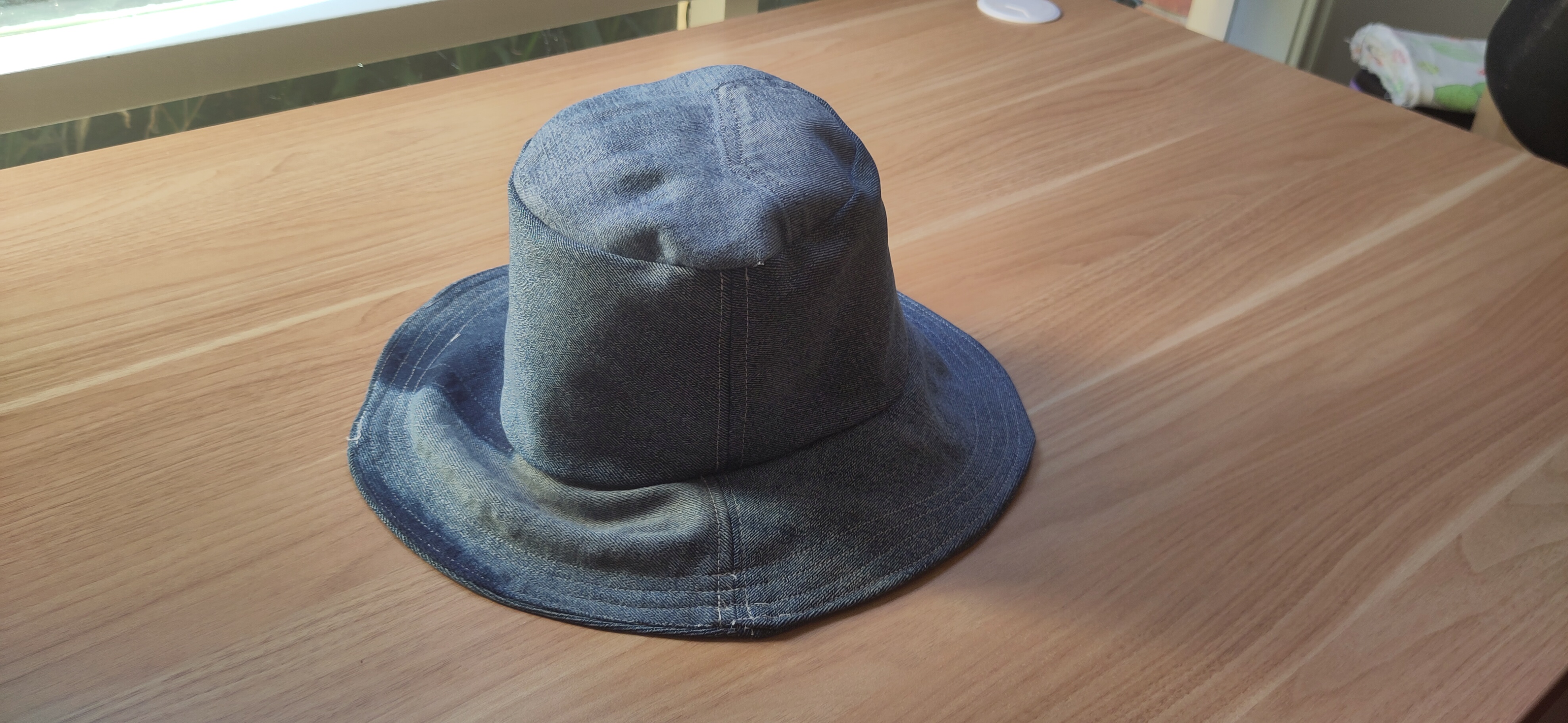 Image of bucket hat reversed